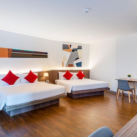 J Inspired Hotel Pattaja Kültér fotó